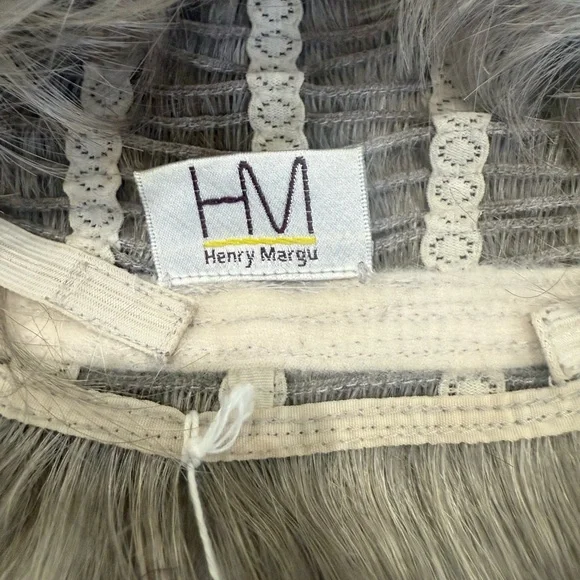 Henry Margu Women's Wig Silver Grey with longer nape - Picture 8 of 11